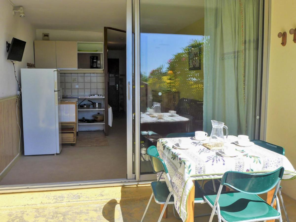 Apartment Les Eaux Vives 1 & 2-2 By Interhome Saint-Pierre-la-Mer  Eksteriør billede