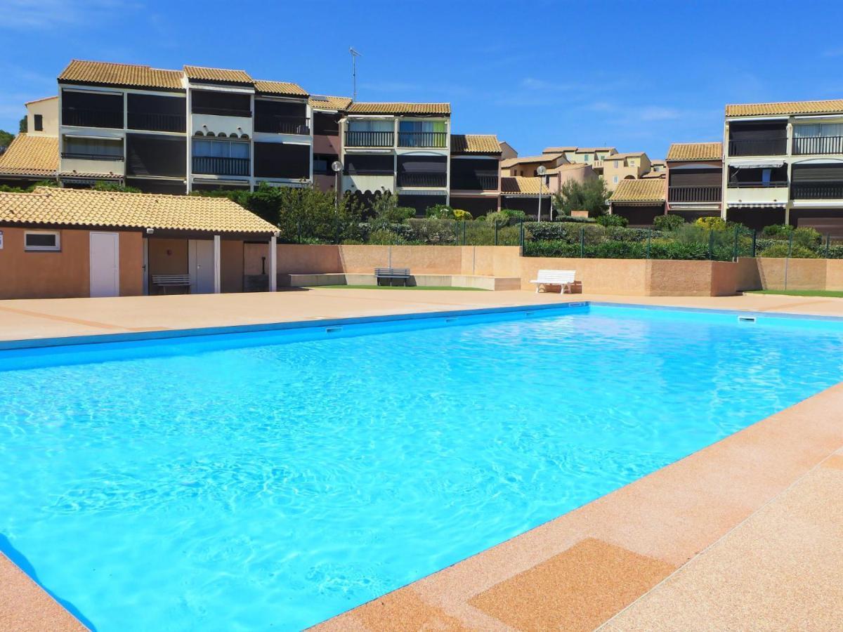 Apartment Les Eaux Vives 1 & 2-2 By Interhome Saint-Pierre-la-Mer  Eksteriør billede