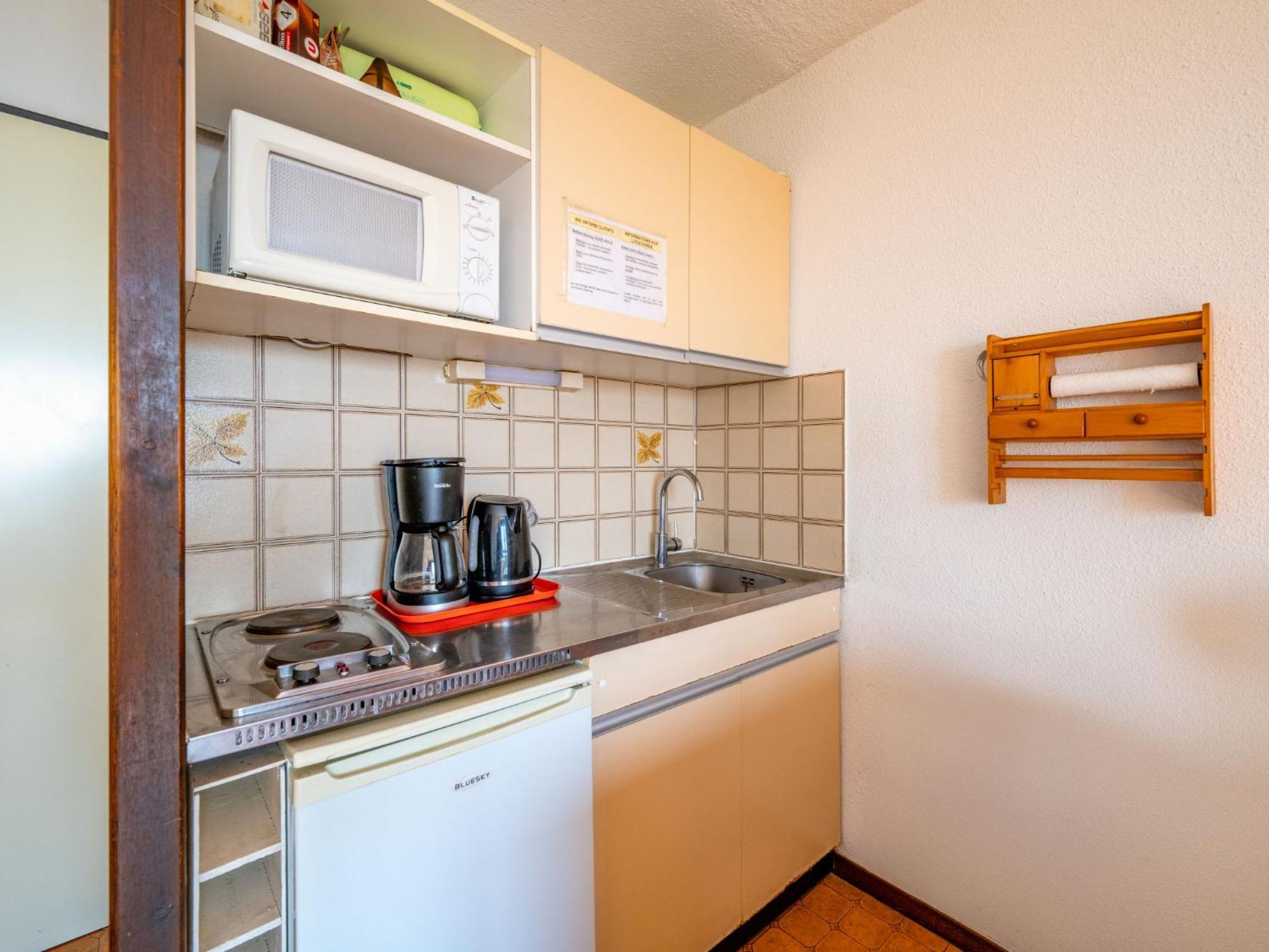Apartment Les Eaux Vives 1 & 2-2 By Interhome Saint-Pierre-la-Mer  Eksteriør billede