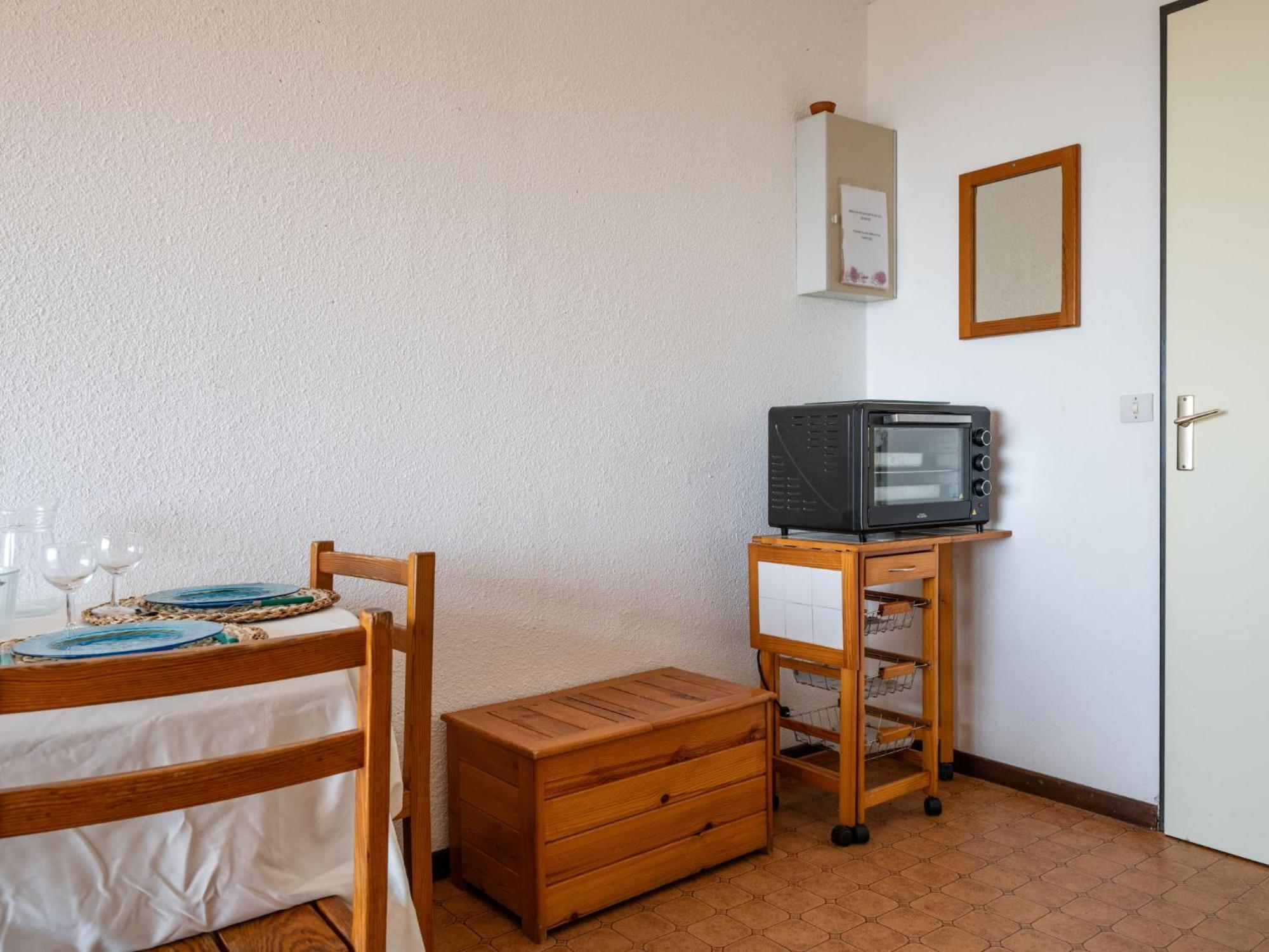 Apartment Les Eaux Vives 1 & 2-2 By Interhome Saint-Pierre-la-Mer  Eksteriør billede