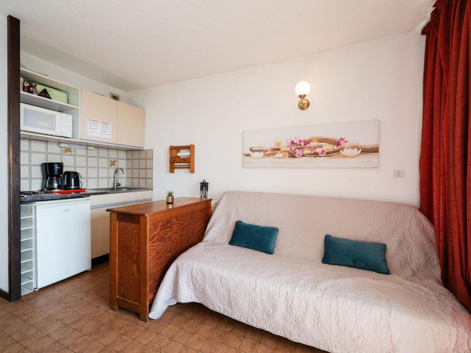 Apartment Les Eaux Vives 1 & 2-2 By Interhome Saint-Pierre-la-Mer  Eksteriør billede